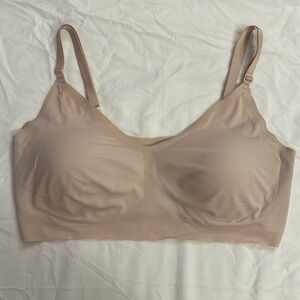 True & Co. Bra size L
